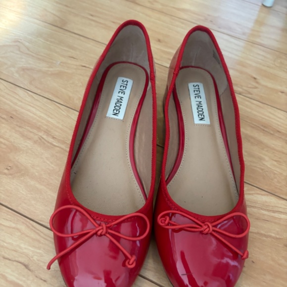 Red ballet pumps size 7 - Picture 3 of 5